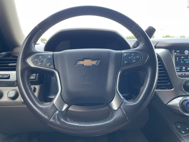 Vehicle image 8 of 21