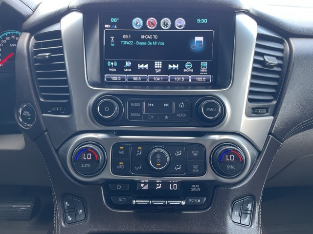 Vehicle image 16 of 21