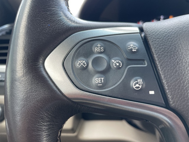 Vehicle image 9 of 21