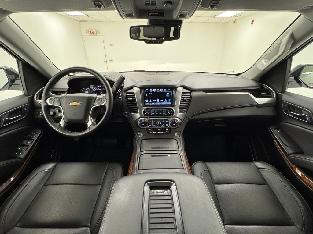 Vehicle image 20 of 43