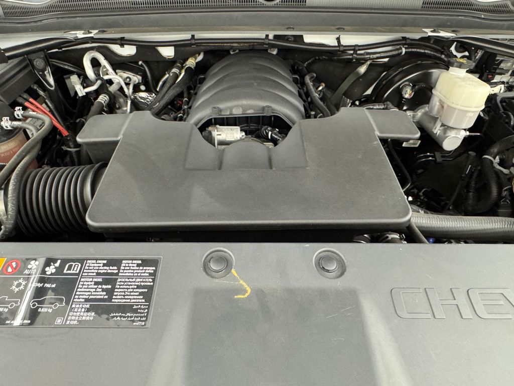 Vehicle image 9 of 43