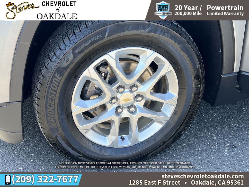 Vehicle image 15 of 37