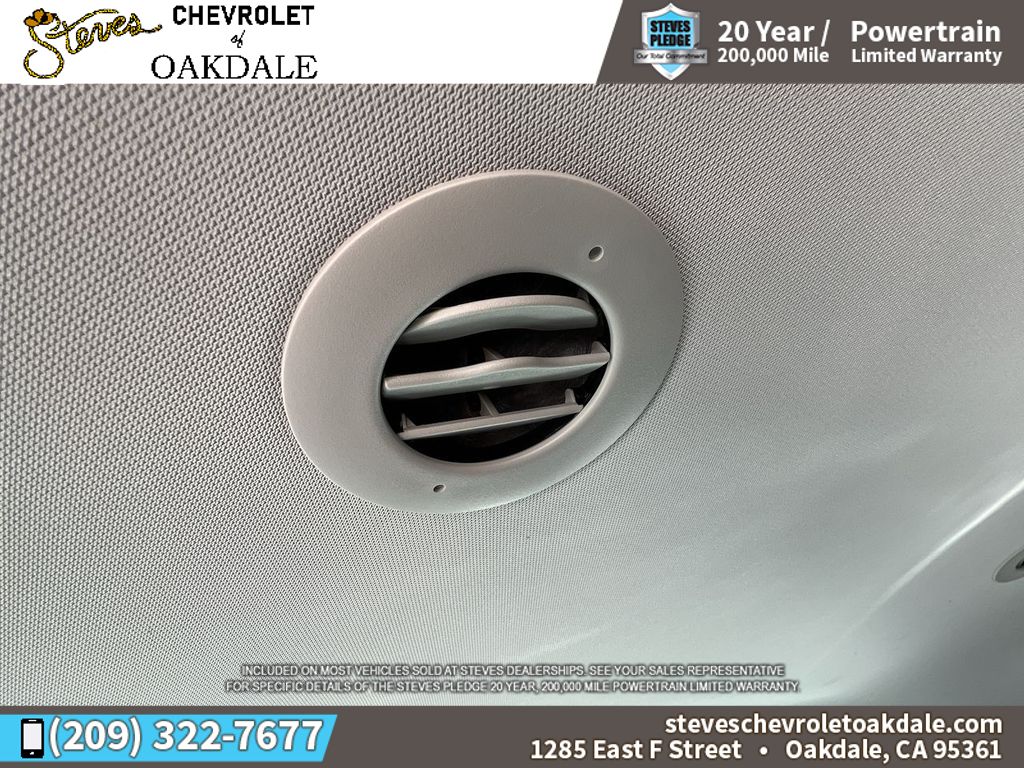 Vehicle image 28 of 37