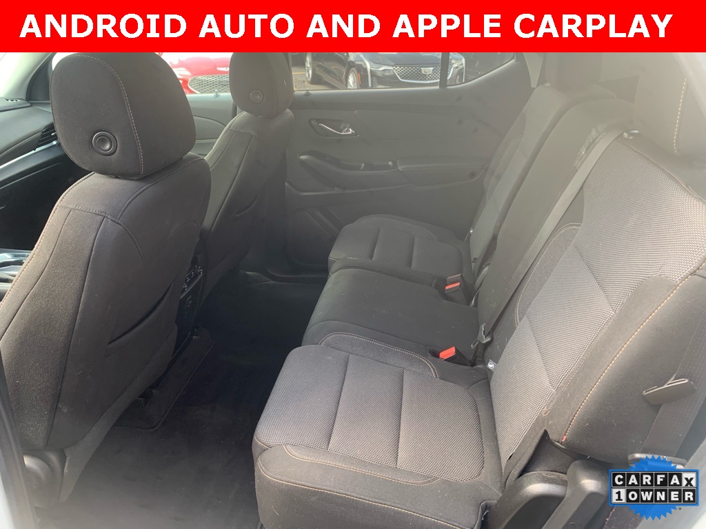 Vehicle image 9 of 12
