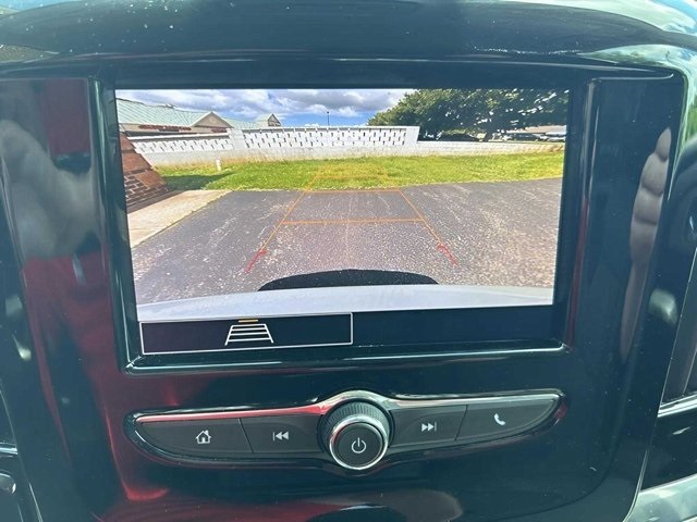 Vehicle image 11 of 21