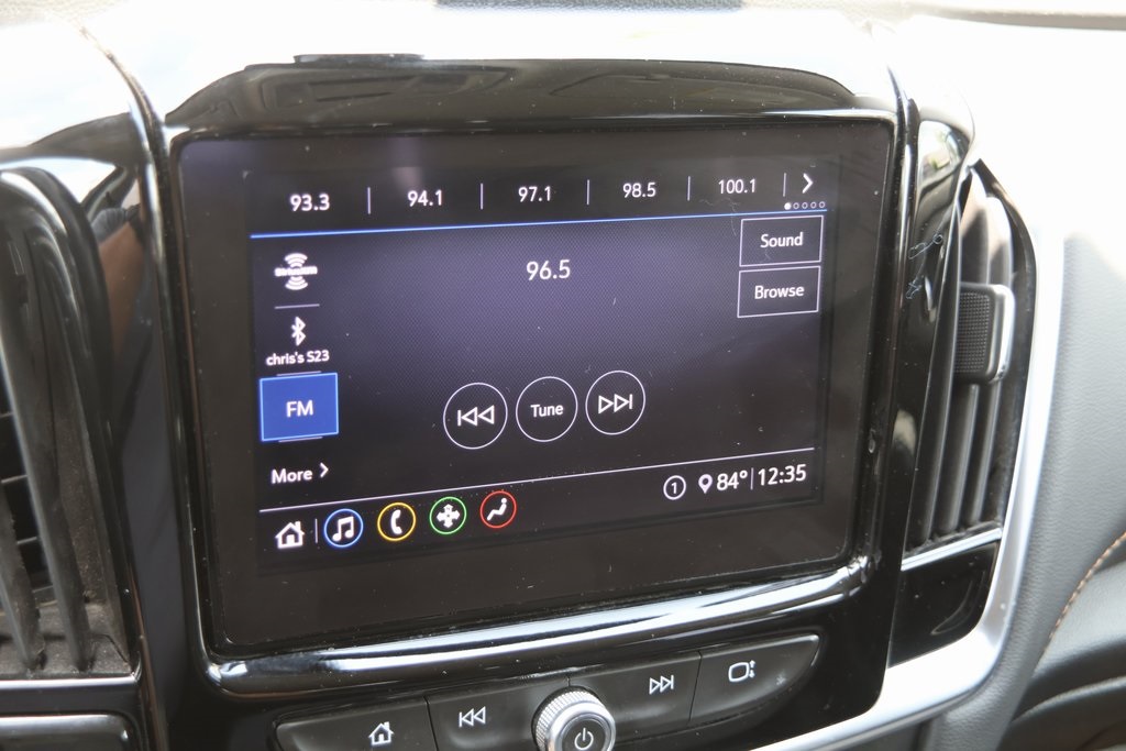 Vehicle image 21 of 27
