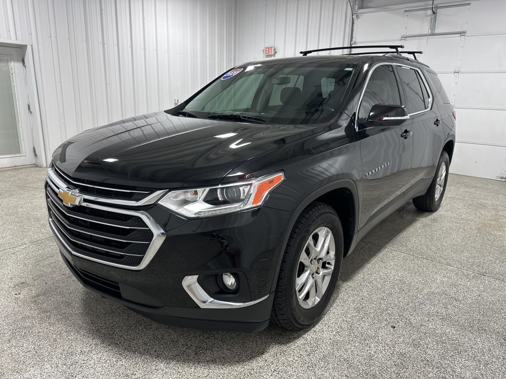 2020 Chevrolet Traverse LT Cloth Image 1 of 24