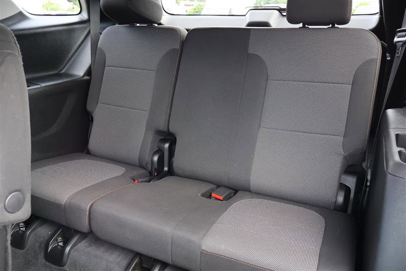 Vehicle image 12 of 39