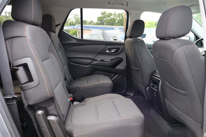 Vehicle image 15 of 39