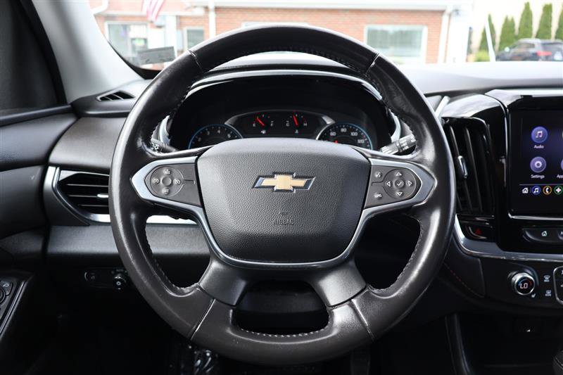 Vehicle image 17 of 39