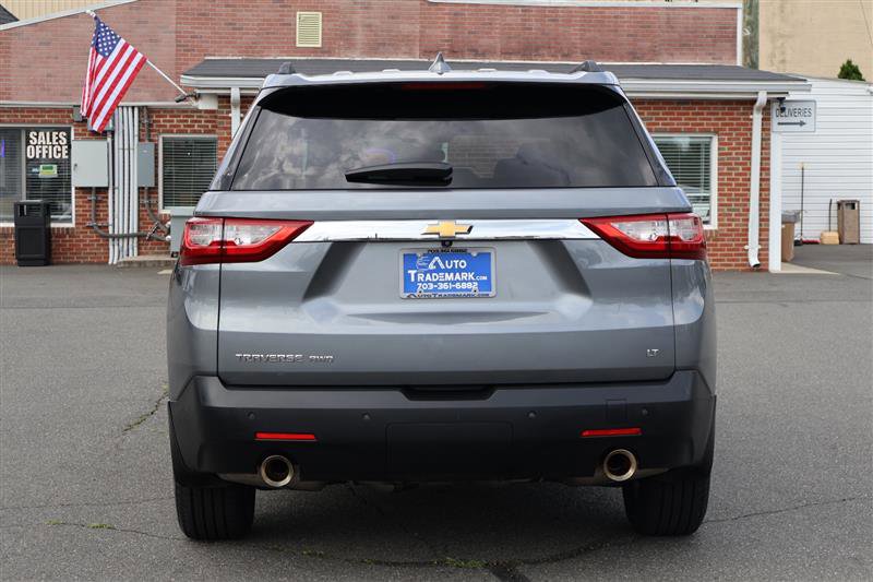 Vehicle image 8 of 39