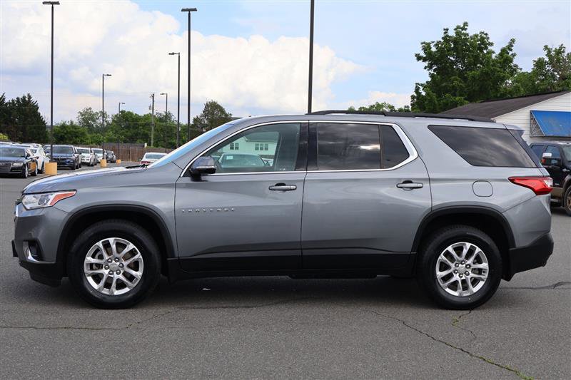 Vehicle image 9 of 39