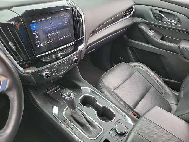 Vehicle image 17 of 28