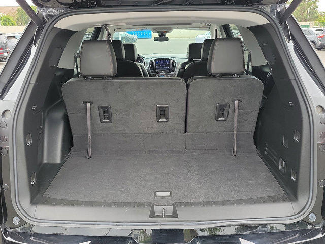 Vehicle image 24 of 28