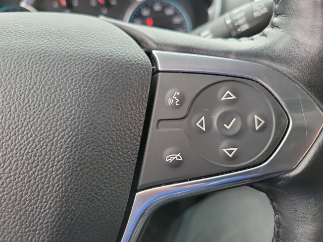 Vehicle image 10 of 28