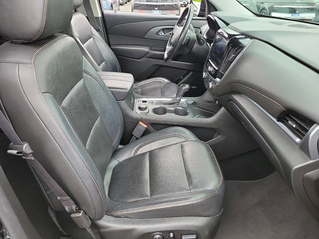Vehicle image 19 of 28