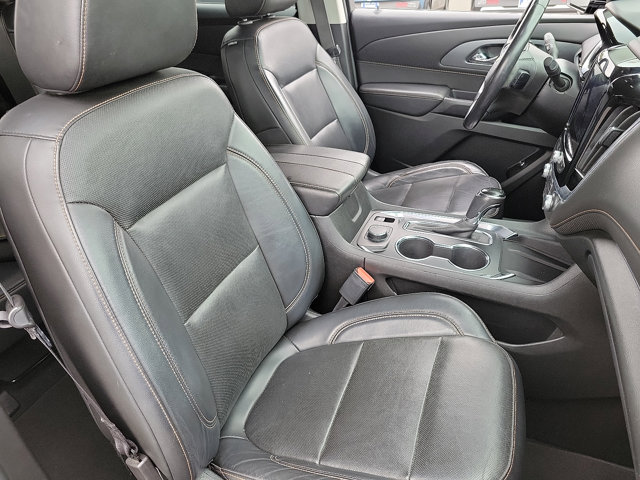 Vehicle image 20 of 28