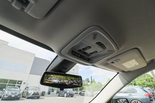 Vehicle image 71 of 95
