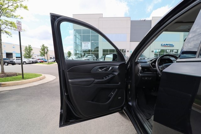 Vehicle image 41 of 95