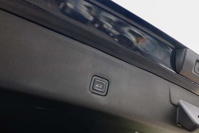 Vehicle image 52 of 95