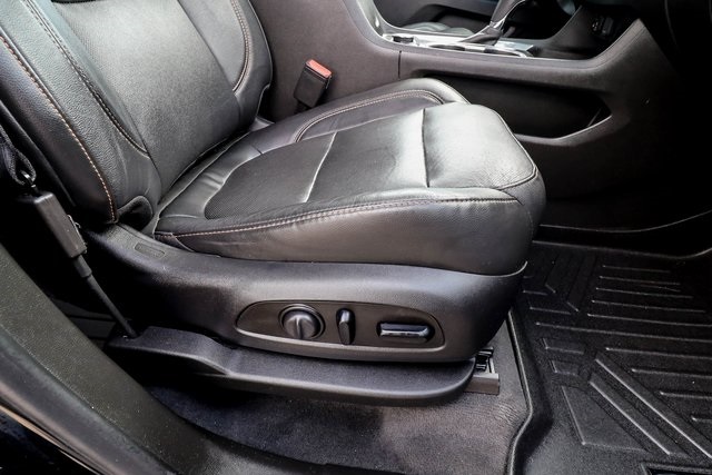 Vehicle image 54 of 95