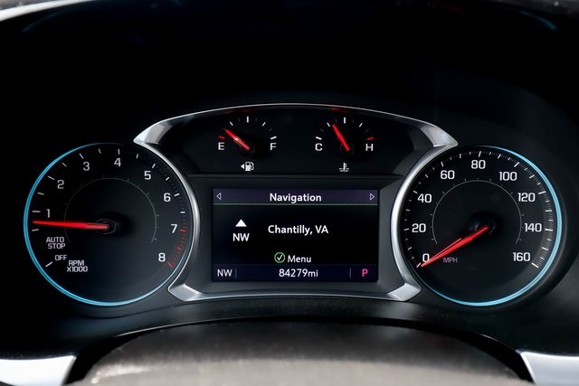 Vehicle image 10 of 95