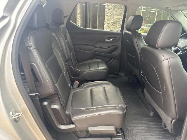 Vehicle image 9 of 27