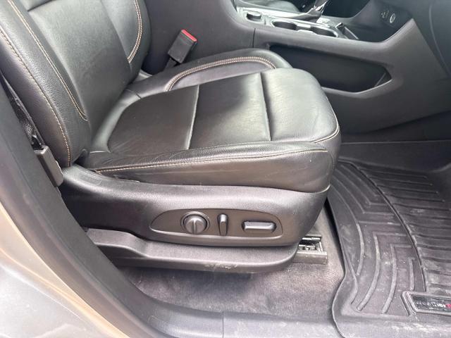 Vehicle image 11 of 27