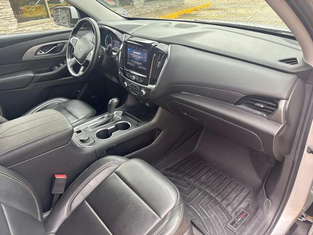 Vehicle image 12 of 27