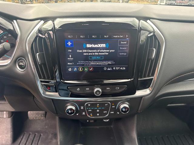 Vehicle image 25 of 27