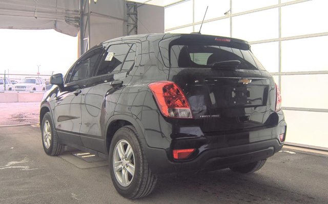 Vehicle image 3 of 6
