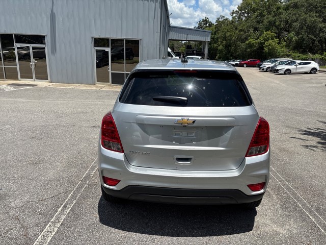 Vehicle image 8 of 29