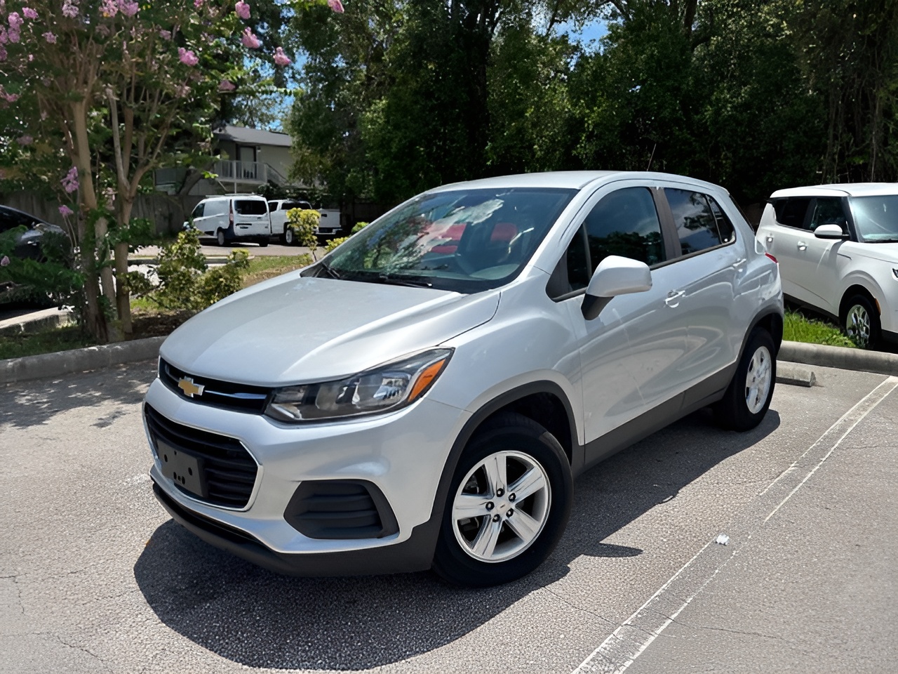 Vehicle image 21 of 29