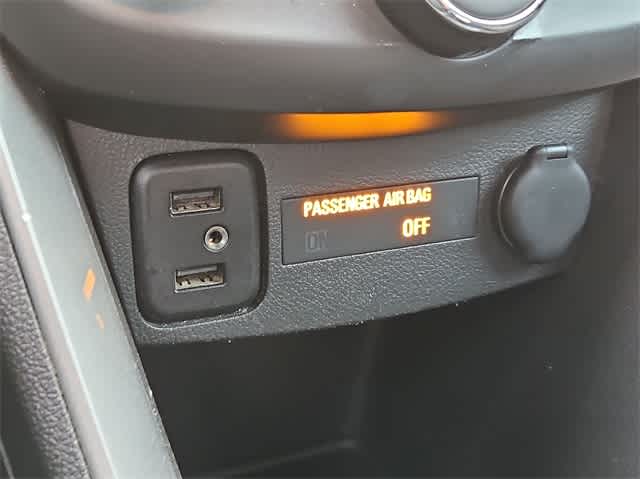 Vehicle image 31 of 36