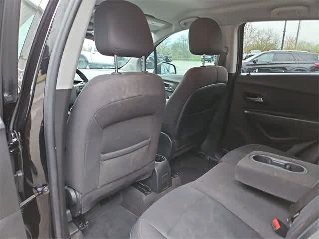 Vehicle image 19 of 36