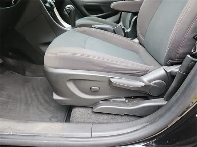 Vehicle image 18 of 36