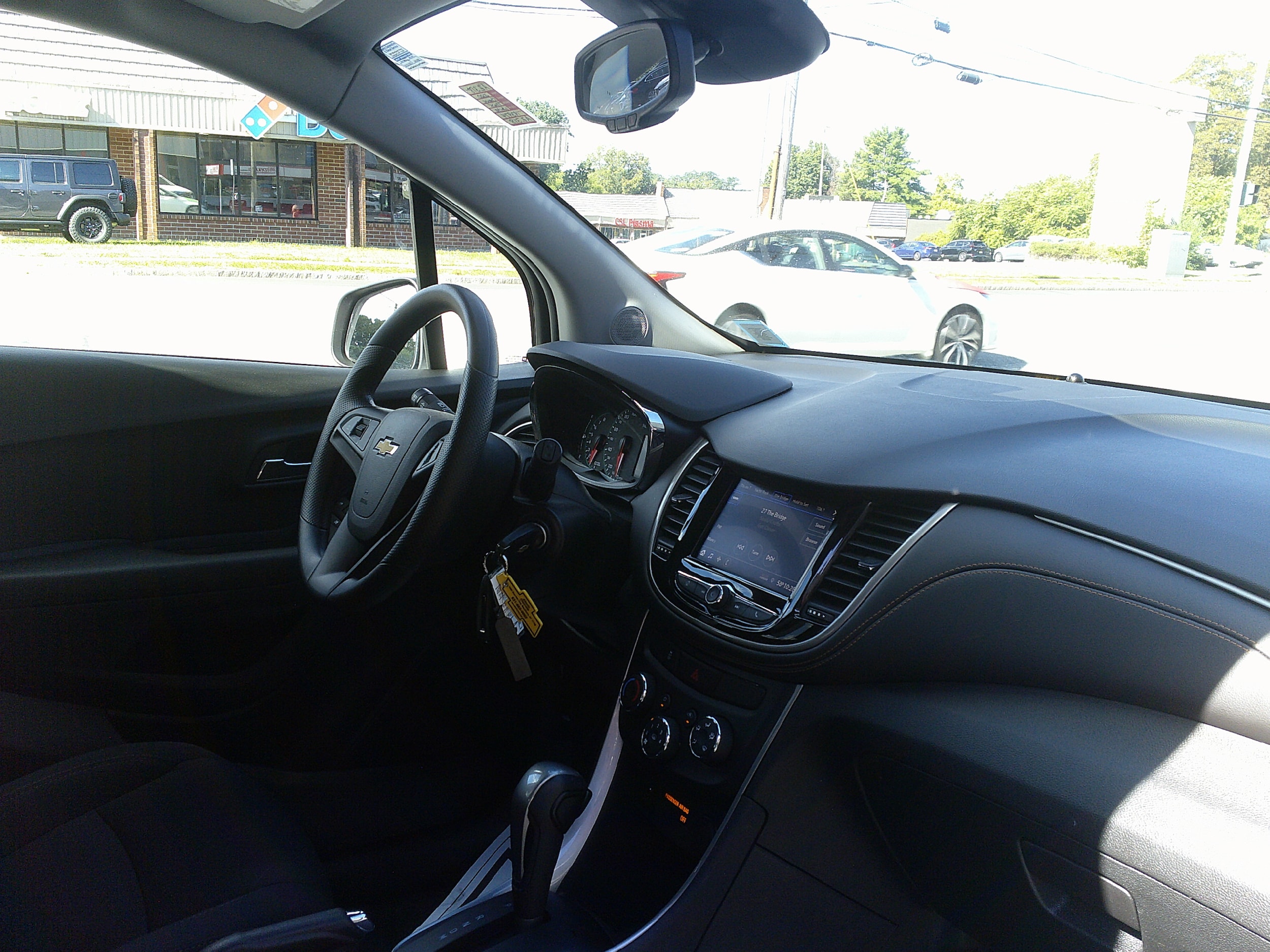 2020 Chevrolet Trax LT Image 16 of 23