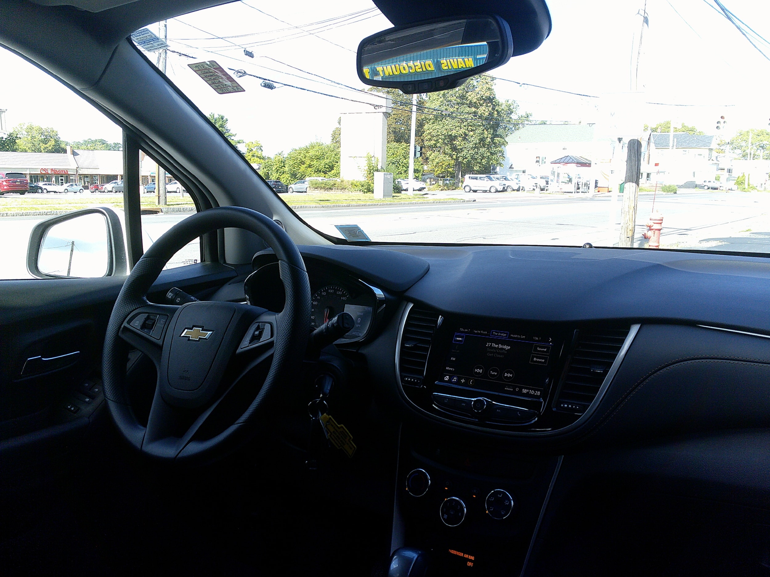 2020 Chevrolet Trax LT Image 14 of 23