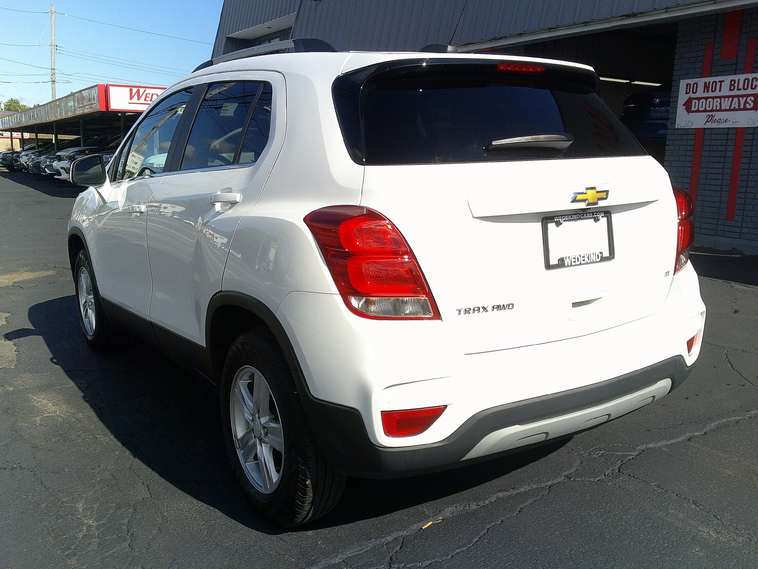 2020 Chevrolet Trax LT Image 6 of 23