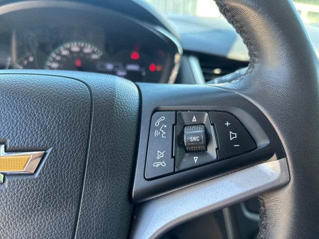 Vehicle image 16 of 22