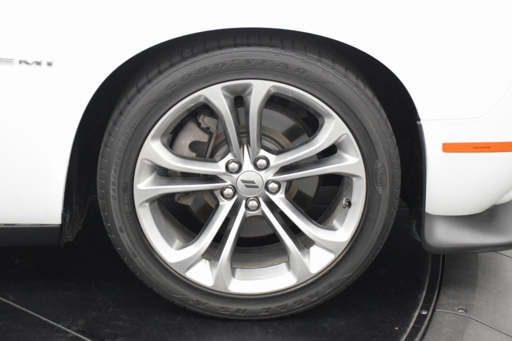 2020 Dodge Challenger R/T Image 9 of 31