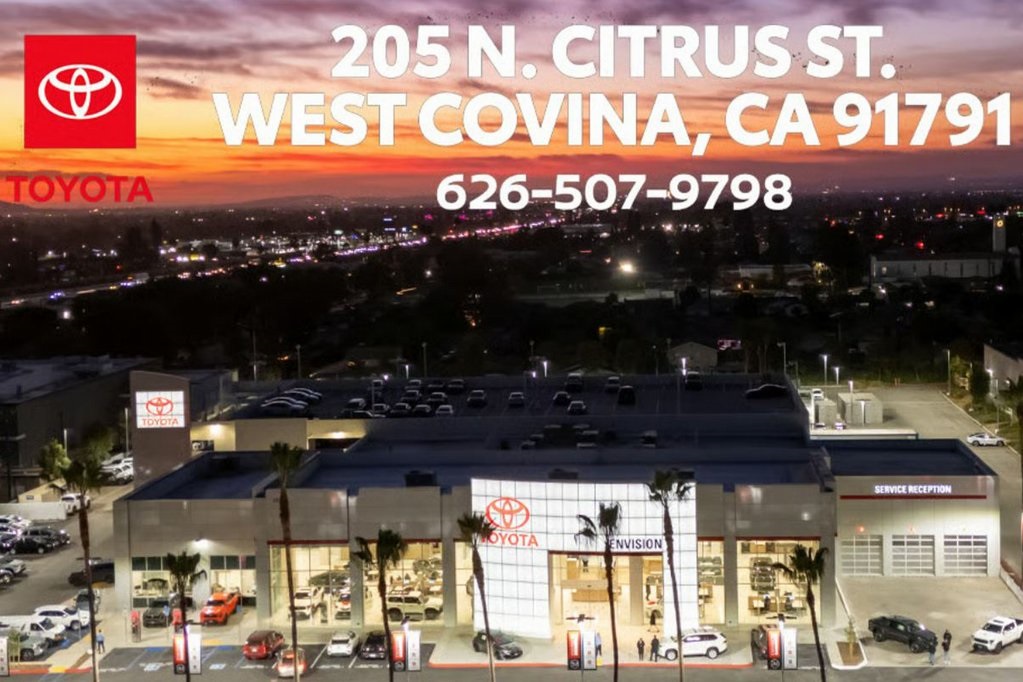 2020 Dodge Challenger R/T Image 8 of 31