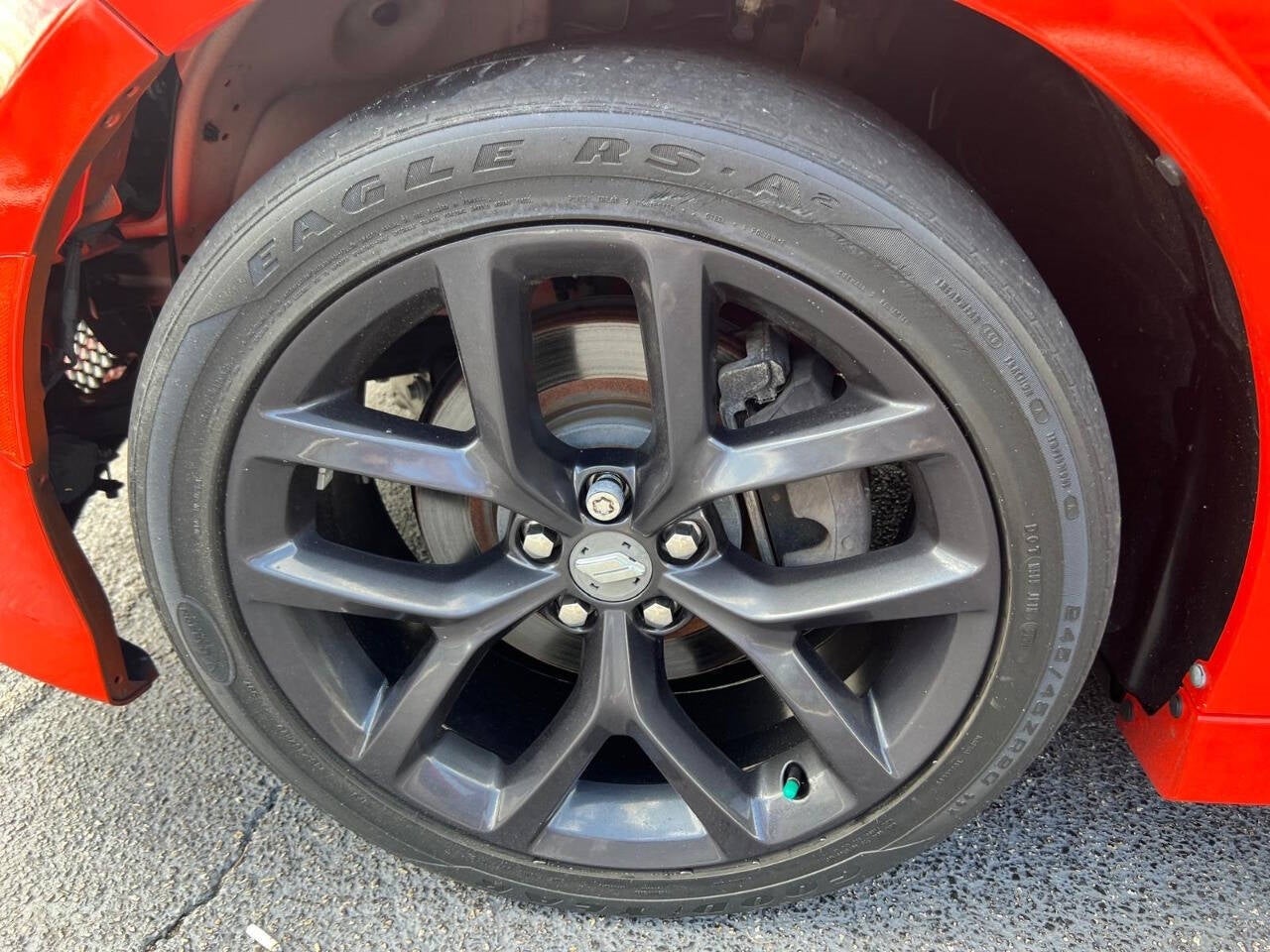 Vehicle image 28 of 46