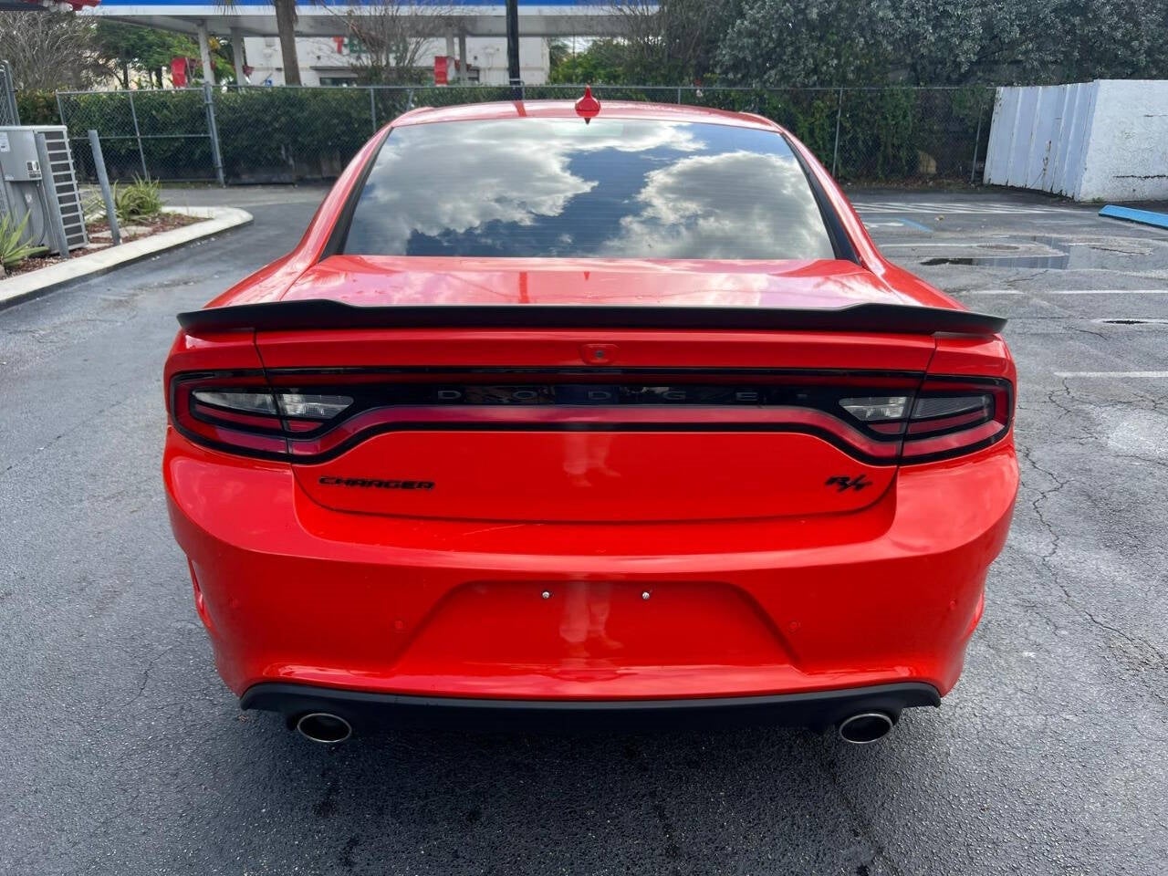 Vehicle image 10 of 46