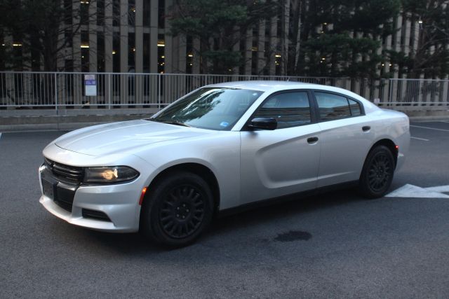 2020 Dodge Charger Police Image 1 of 33