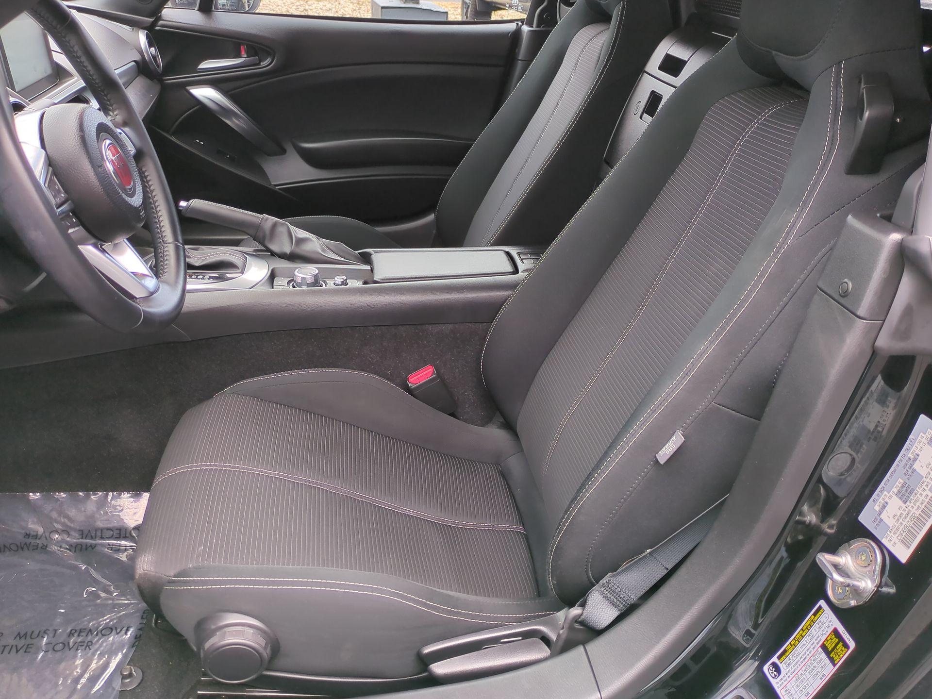Vehicle image 14 of 30