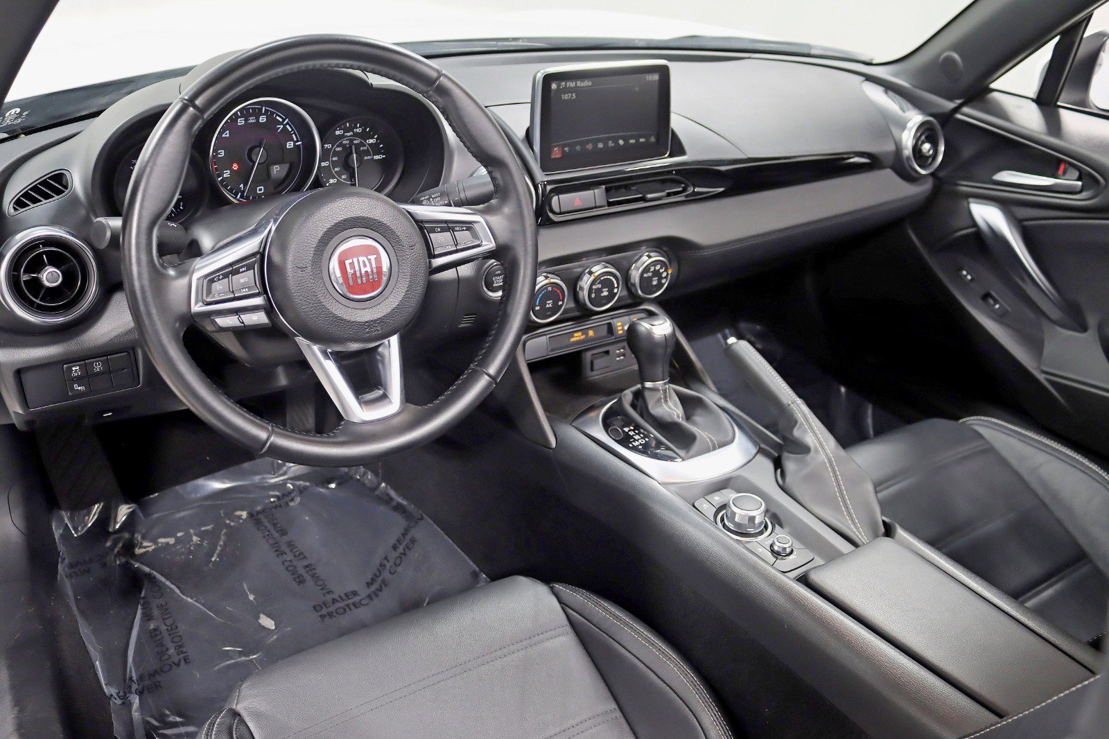 Vehicle image 15 of 33