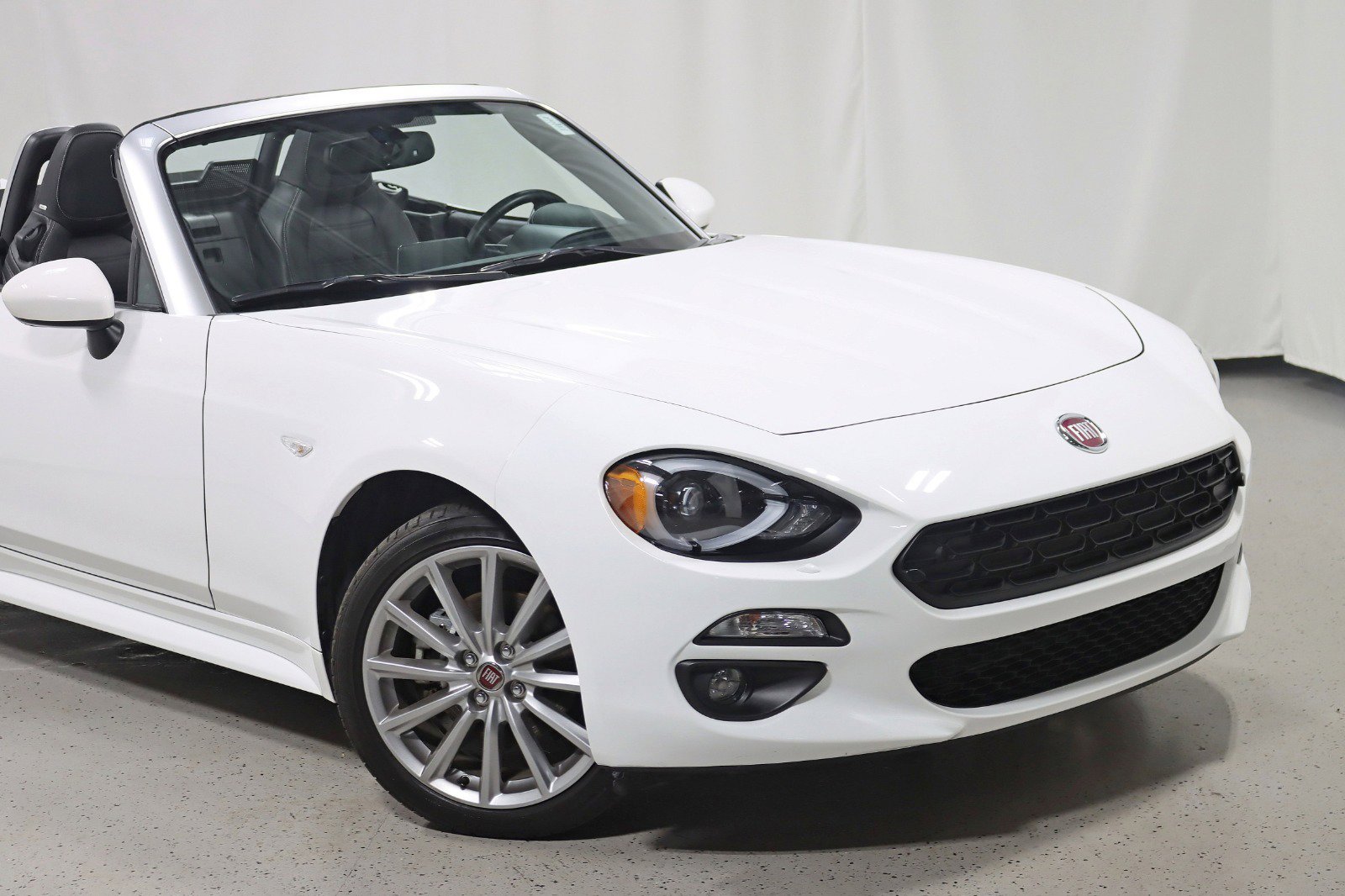 Vehicle image 2 of 33