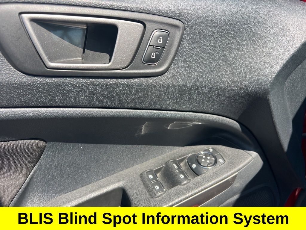 Vehicle image 20 of 21
