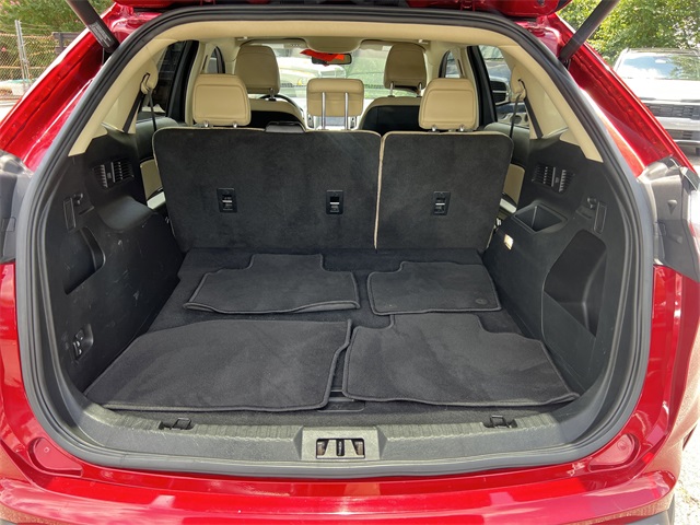 Vehicle image 12 of 34
